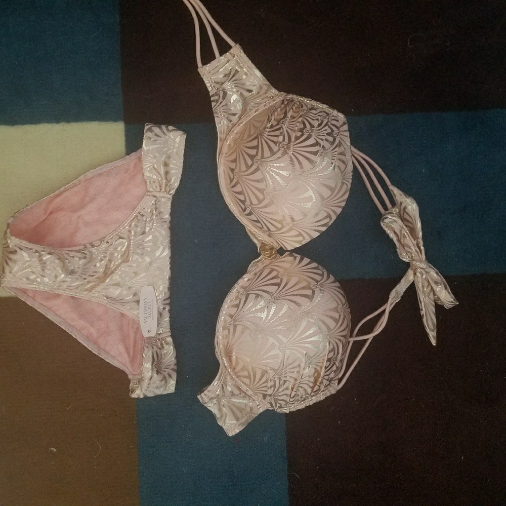Victoria's Secret Bombshell Bikini